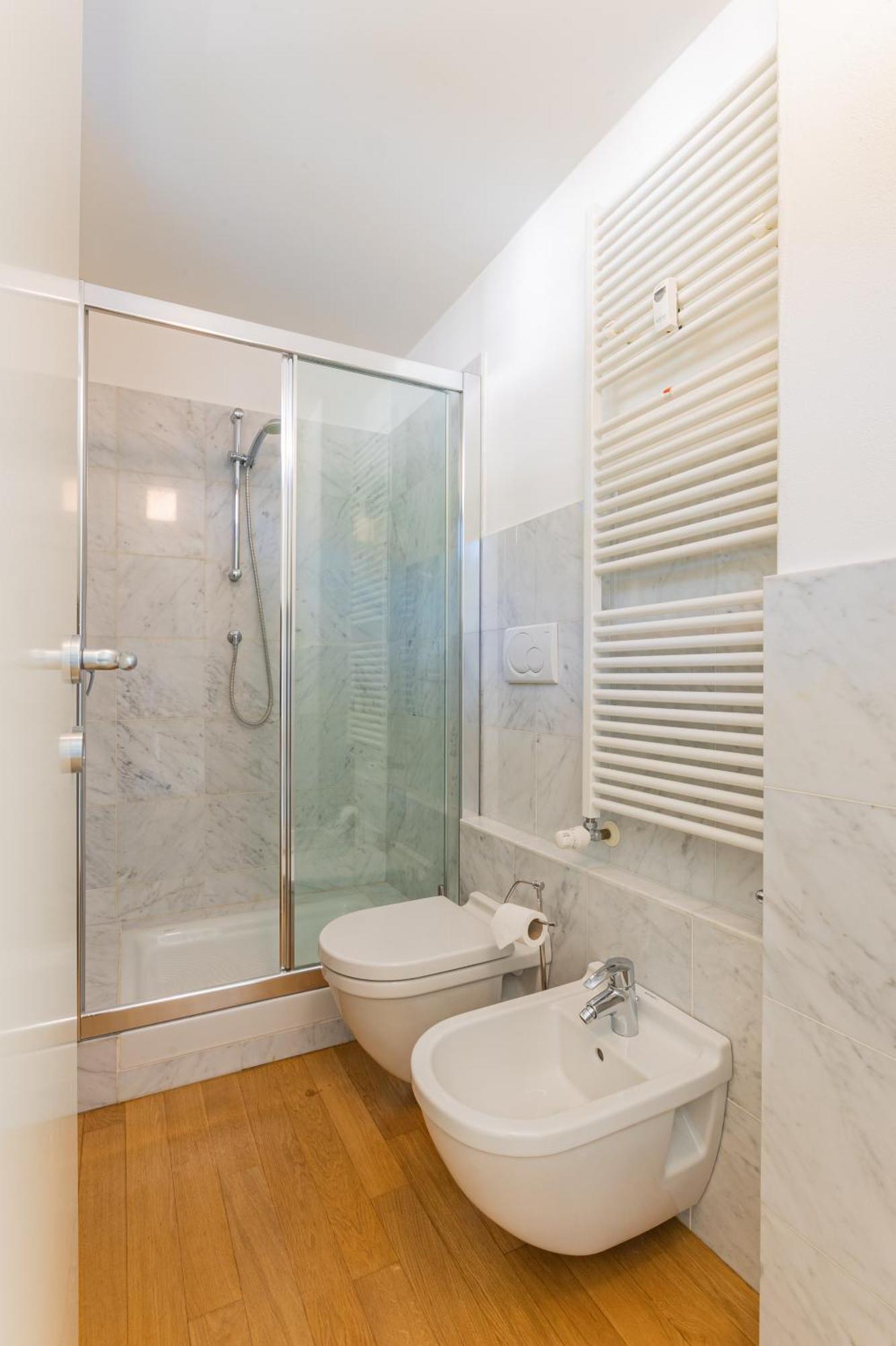 Apartament Casa Madlen - Bright Attic With Marvelous View Campione dʼItalia Zewnętrze zdjęcie